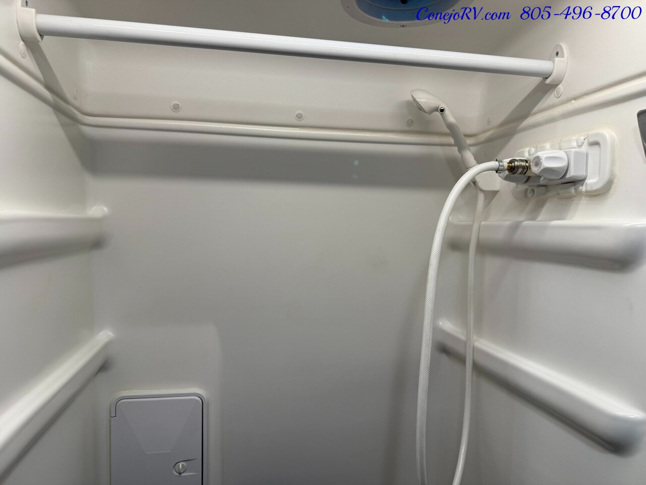 2024 Winnebago Revel 44EC AWD Sprinter Mercedes Turbo Diesel, 16.8KWH  Lithionics System 15K Miles - Photo 18 - Thousand Oaks, CA 91360