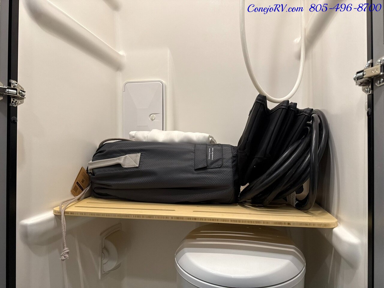 2024 Winnebago Revel 44EC AWD Sprinter Mercedes Turbo Diesel, 16.8KWH  Lithionics System 15K Miles - Photo 19 - Thousand Oaks, CA 91360