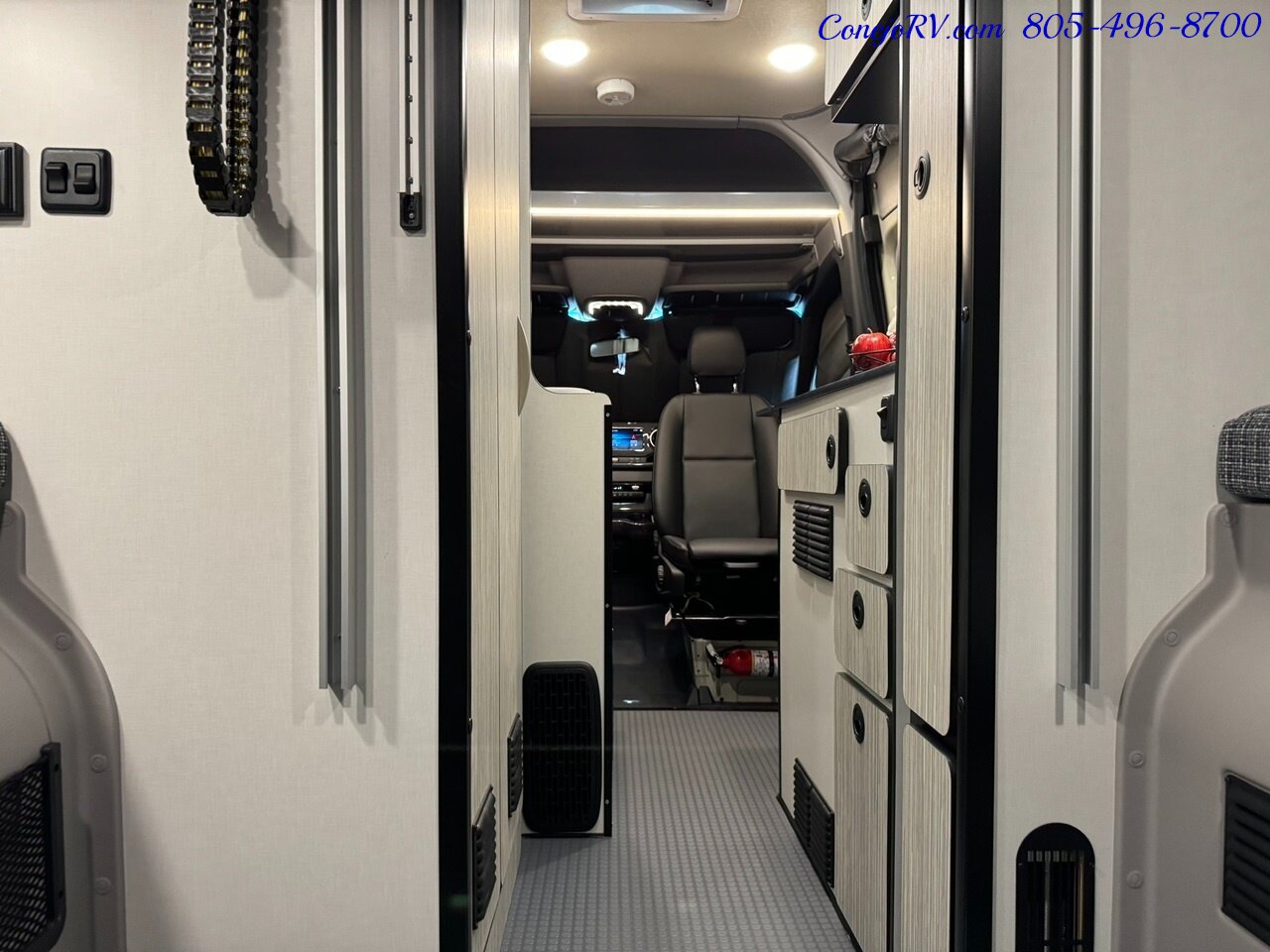 2024 Winnebago Revel 44E 4X4 Sprinter Mercedes Turbo Diesel, 320 AH Lithium   - Photo 29 - Thousand Oaks, CA 91360