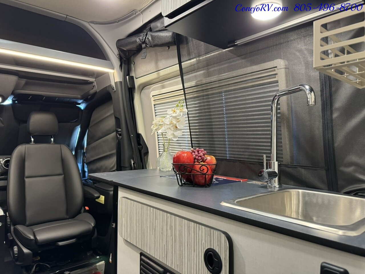 2024 Winnebago Revel 44E 4X4 Sprinter Mercedes Turbo Diesel, 320 AH Lithium   - Photo 16 - Thousand Oaks, CA 91360