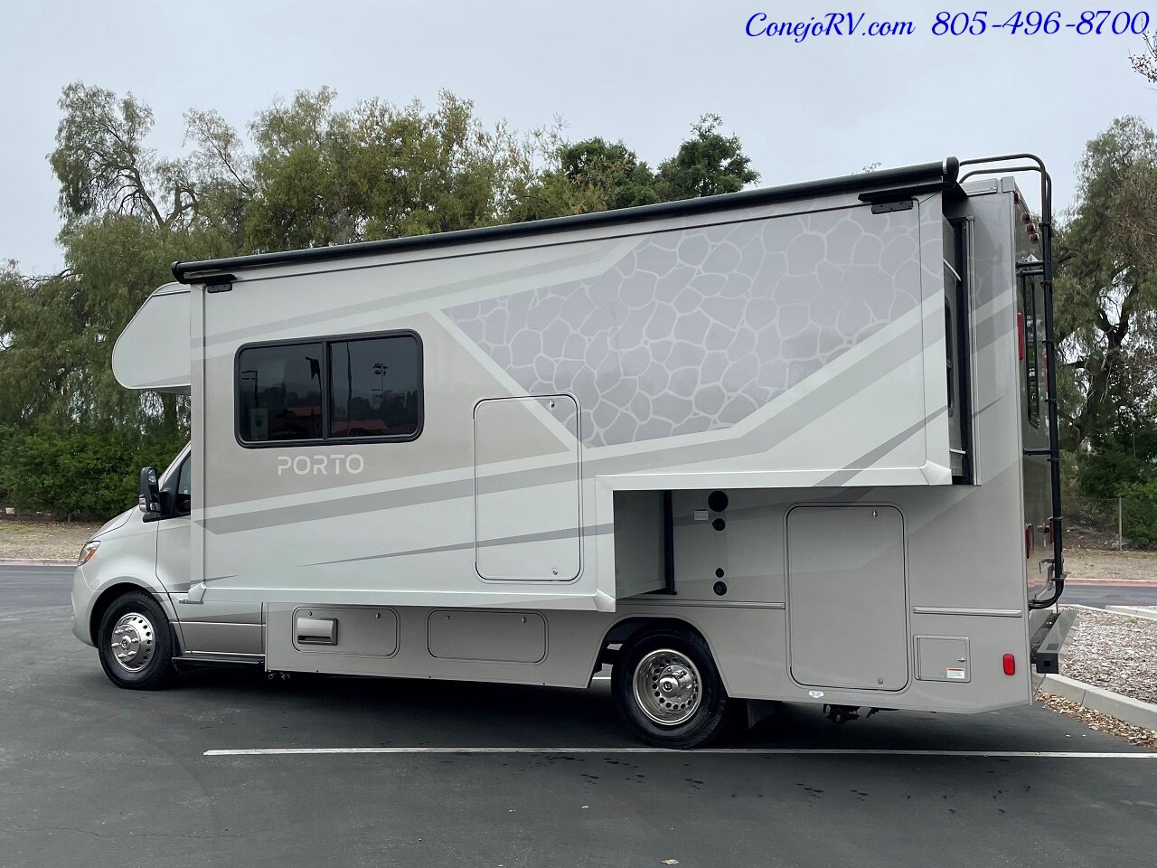 2024 WINNEBAGO Porto 24P Full Wall Slide Mercedes Turbo Diesel Cab Over  Loft Bed - Photo 2 - Thousand Oaks, CA 91360