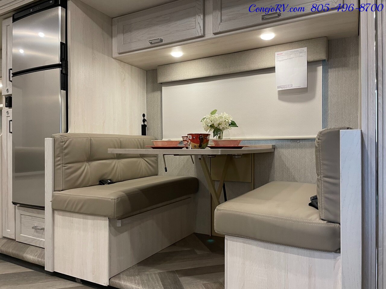 2024 WINNEBAGO Porto 24P Full Wall Slide Mercedes Turbo Diesel Cab Over  Loft Bed - Photo 8 - Thousand Oaks, CA 91360