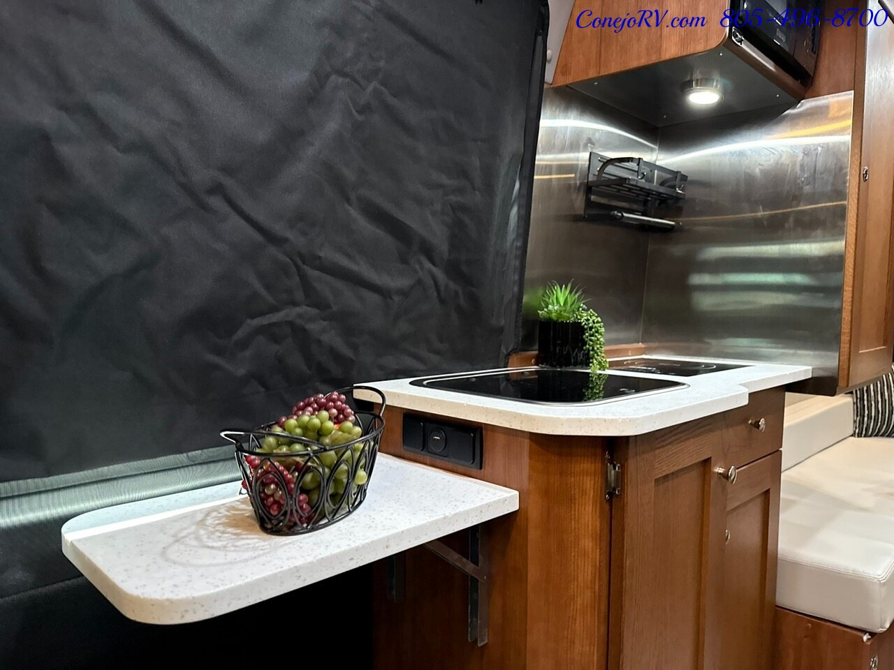 2021 Roadtrek Zion Slumber Lithium System Power Lounge Opposing Couches Pop Top 2K Miles - Photo 8 - Thousand Oaks, CA 91360