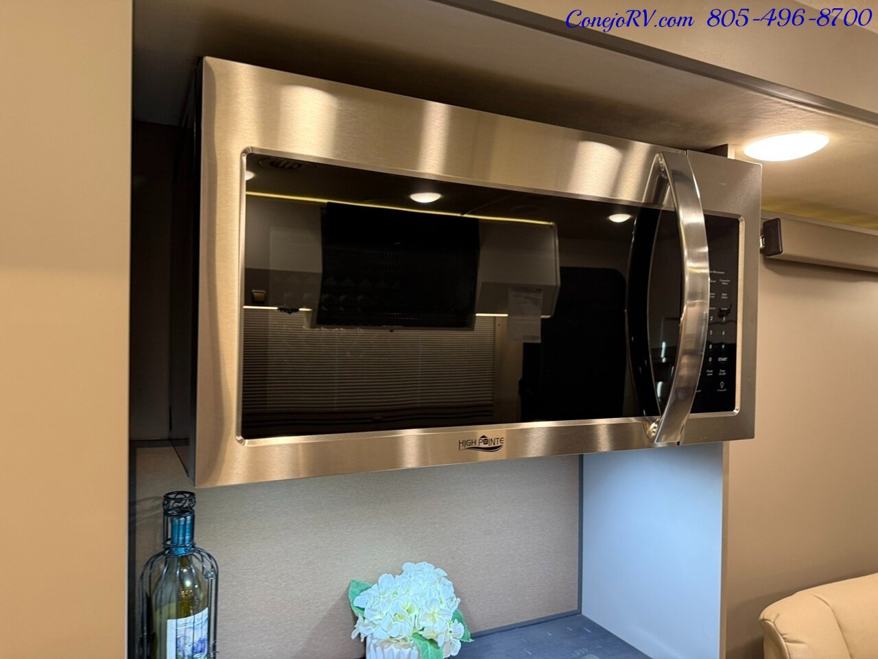 2024 Winnebago View 24T Slide-Out Murphy Bed Mercedes Turbo Diesel   - Photo 13 - Thousand Oaks, CA 91360