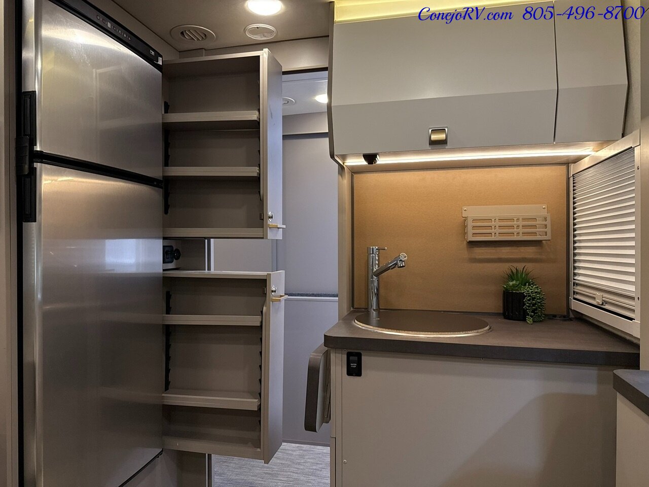 2024 Winnebago View 24T Slide-Out Murphy Bed Mercedes Turbo Diesel   - Photo 23 - Thousand Oaks, CA 91360