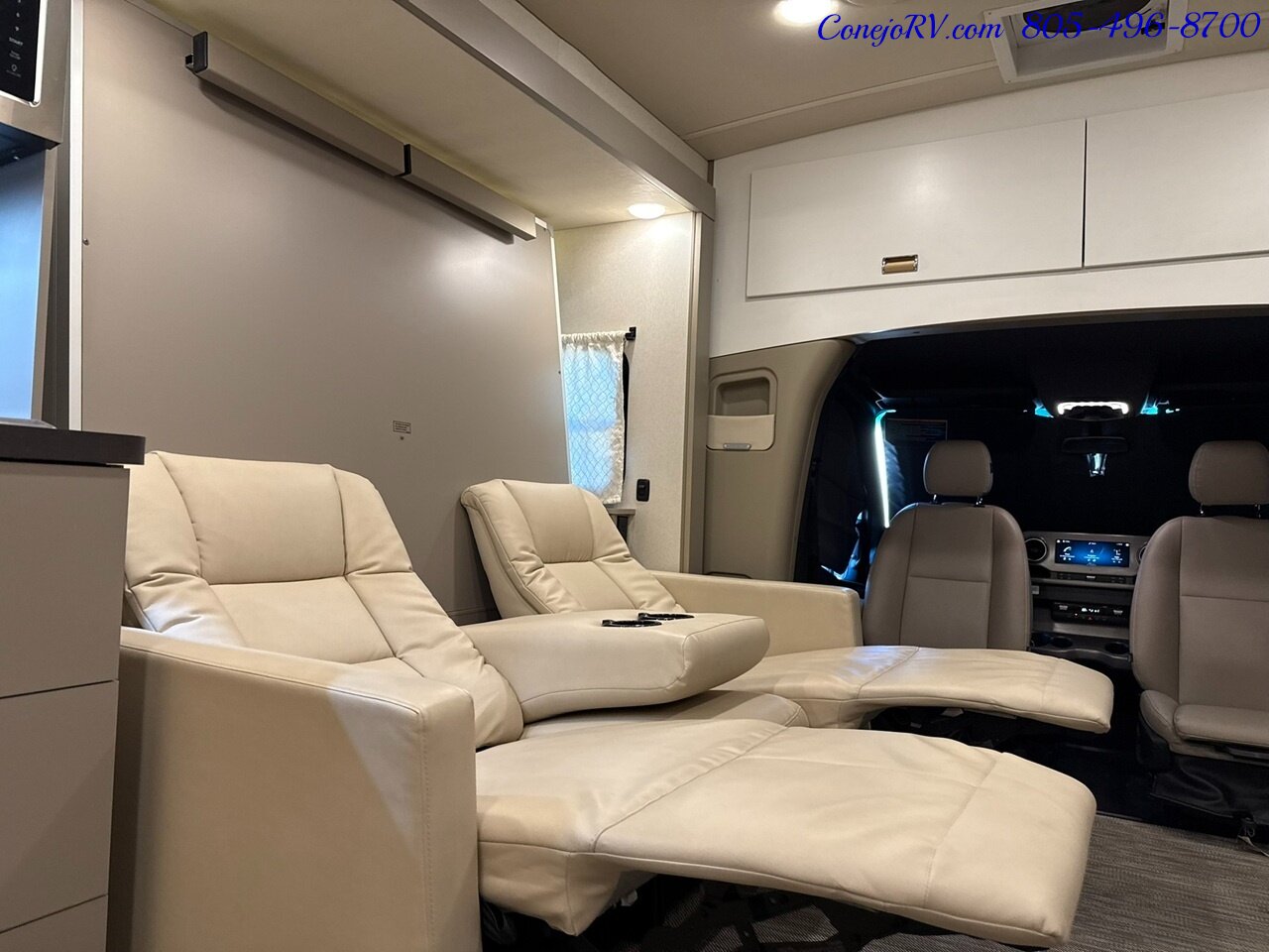 2024 Winnebago View 24T Slide-Out Murphy Bed Mercedes Turbo Diesel   - Photo 29 - Thousand Oaks, CA 91360