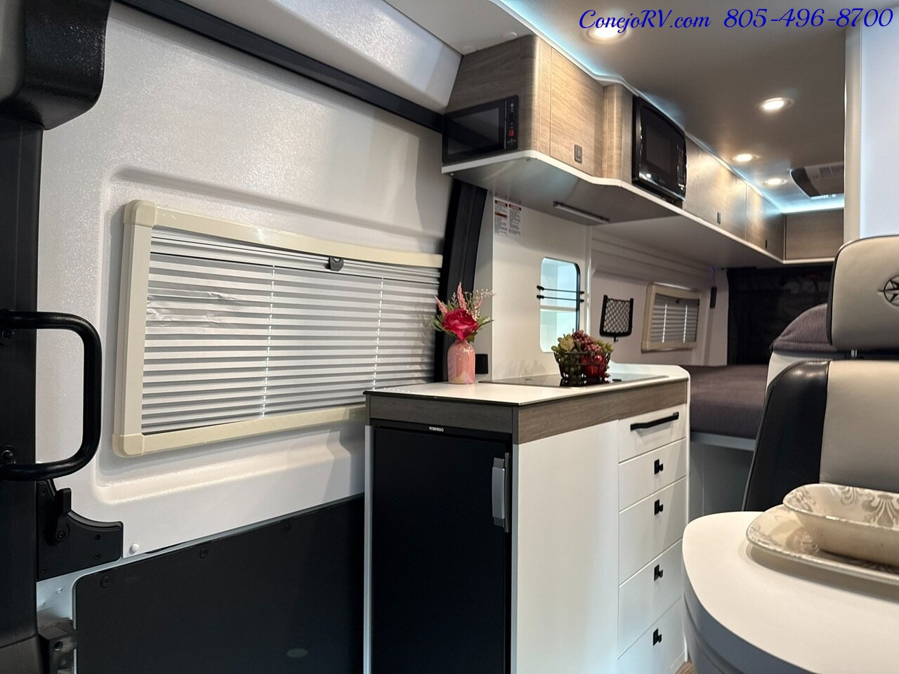 2025 Westfalia Wave Skylight 600AH Lithium System Folding Front Sofa   - Photo 7 - Thousand Oaks, CA 91360
