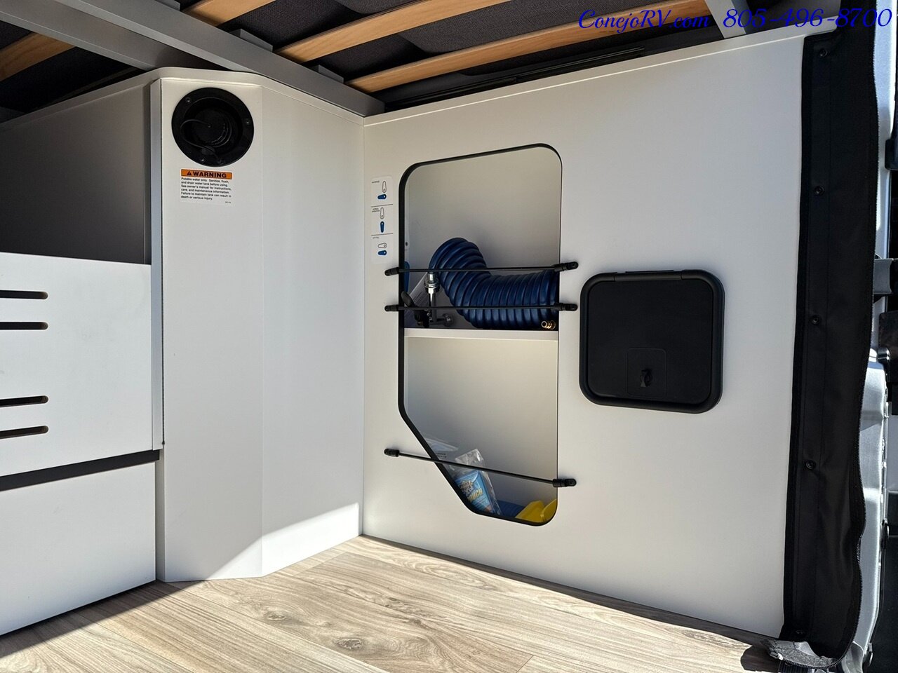 2025 Westfalia Wave Skylight 600AH Lithium System Folding Front Sofa   - Photo 45 - Thousand Oaks, CA 91360