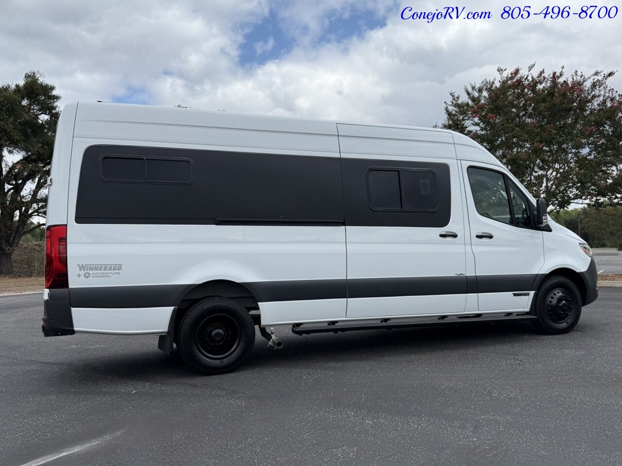 2023 Winnebago Adventure Wagon 70SE Mercedes Turbo Diesel Sprinter 2K Miles - Photo 4 - Thousand Oaks, CA 91360