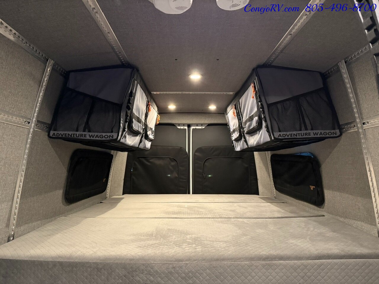 2023 Winnebago Adventure Wagon 70SE Mercedes Turbo Diesel Sprinter 2K Miles - Photo 17 - Thousand Oaks, CA 91360
