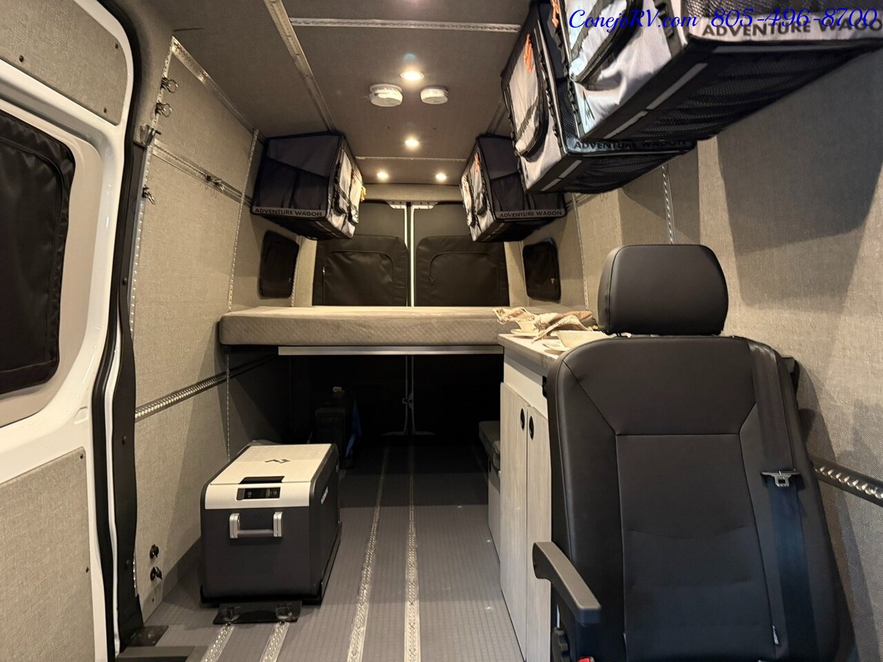 2023 Winnebago Adventure Wagon 70SE Mercedes Turbo Diesel Sprinter 2K Miles - Photo 5 - Thousand Oaks, CA 91360