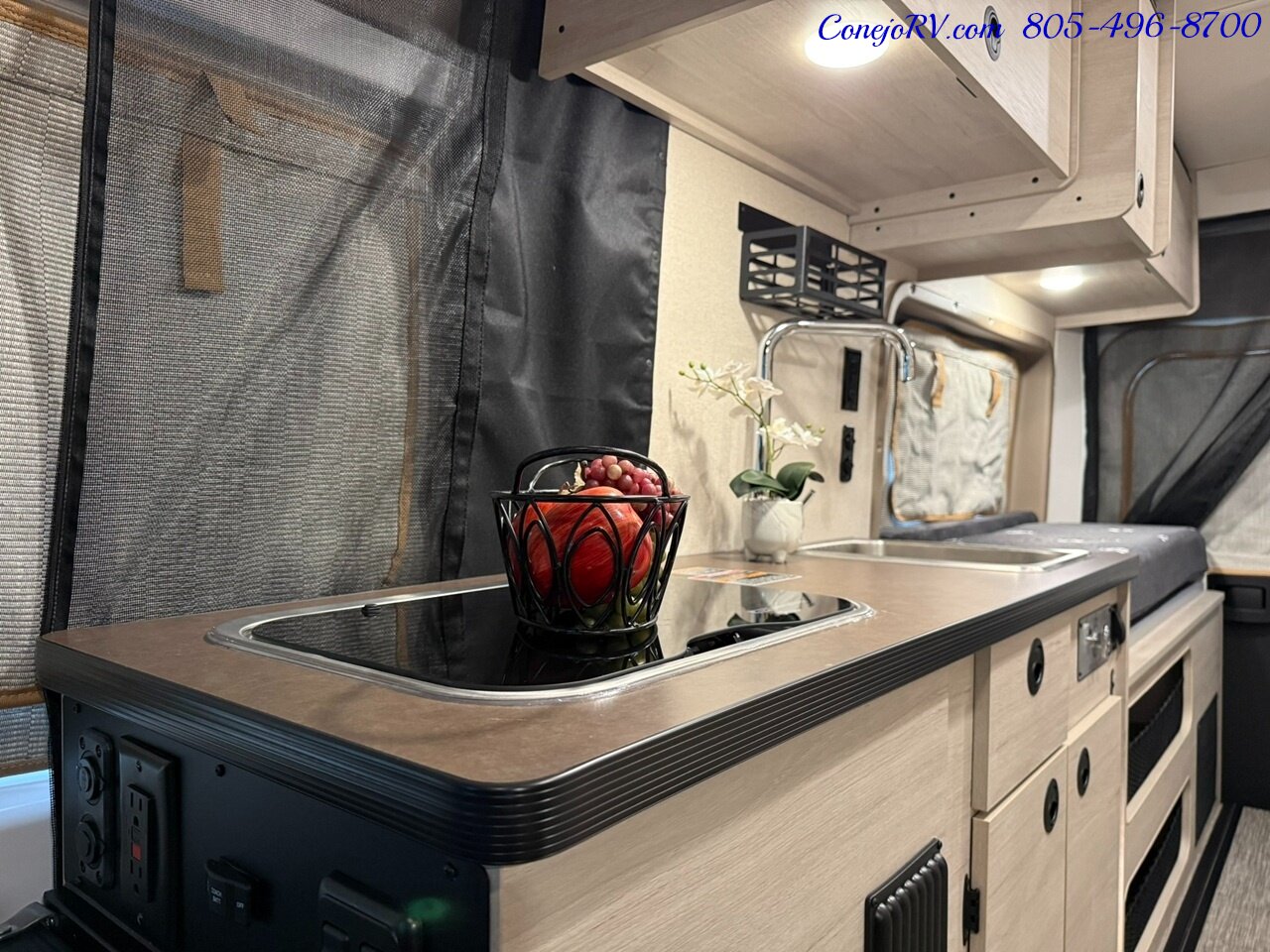 2027 Winnebago Solis 59P Pop Top Generator Full Galley Murphy Bed Roof AC - Photo 12 - Thousand Oaks, CA 91360