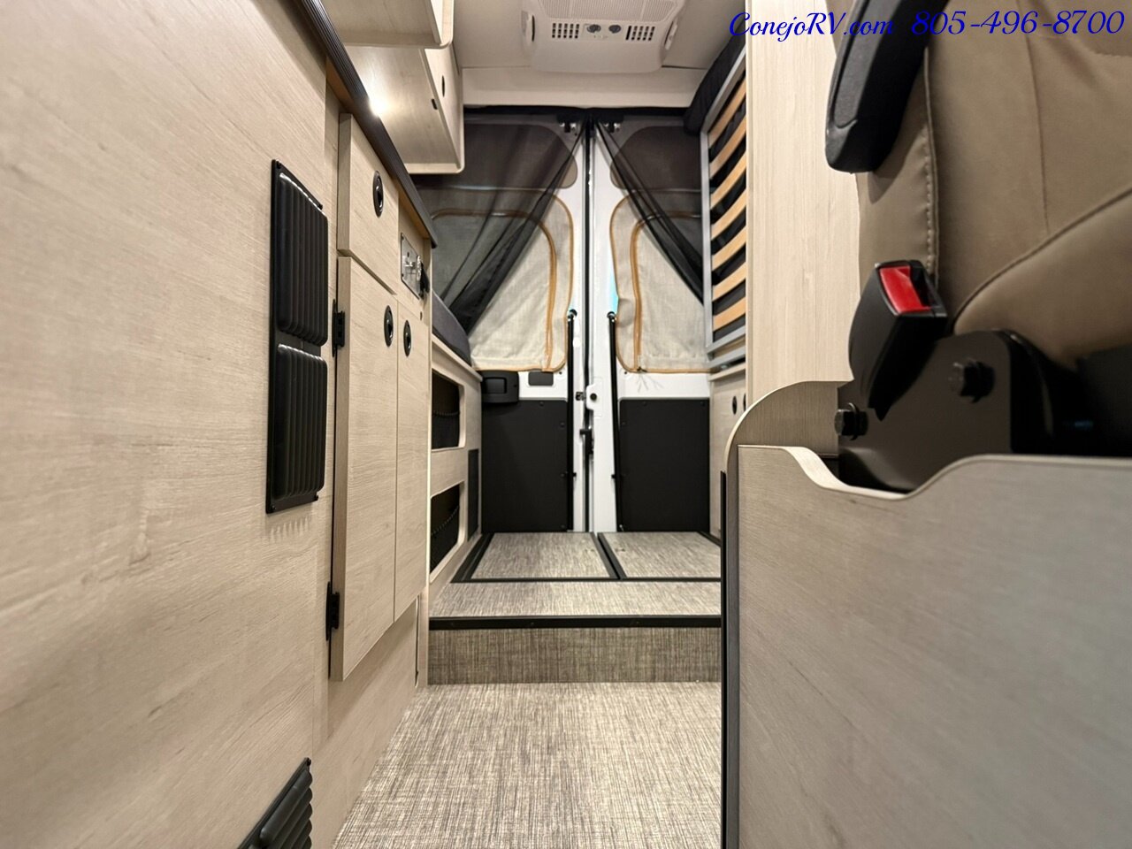 2027 Winnebago Solis 59P Pop Top Generator Full Galley Murphy Bed Roof AC - Photo 14 - Thousand Oaks, CA 91360