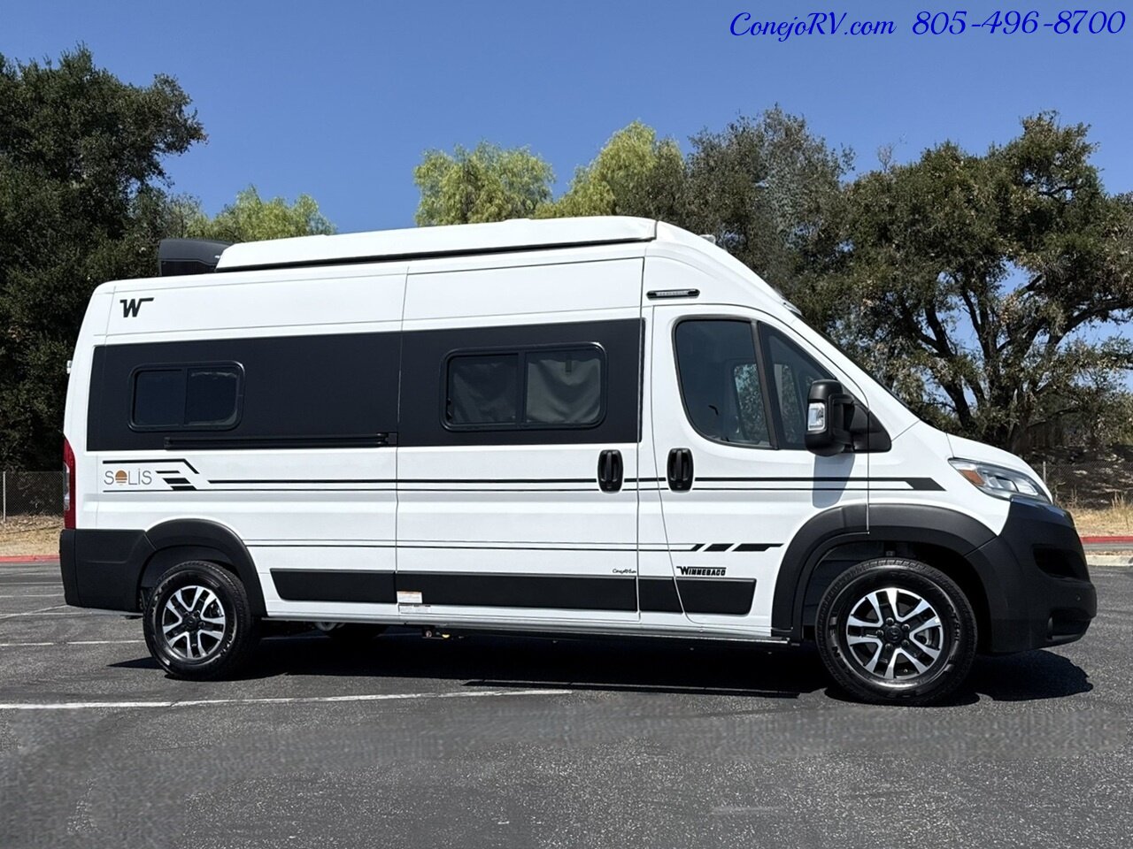 2027 Winnebago Solis 59P Pop Top Generator Full Galley Murphy Bed Roof AC - Photo 3 - Thousand Oaks, CA 91360