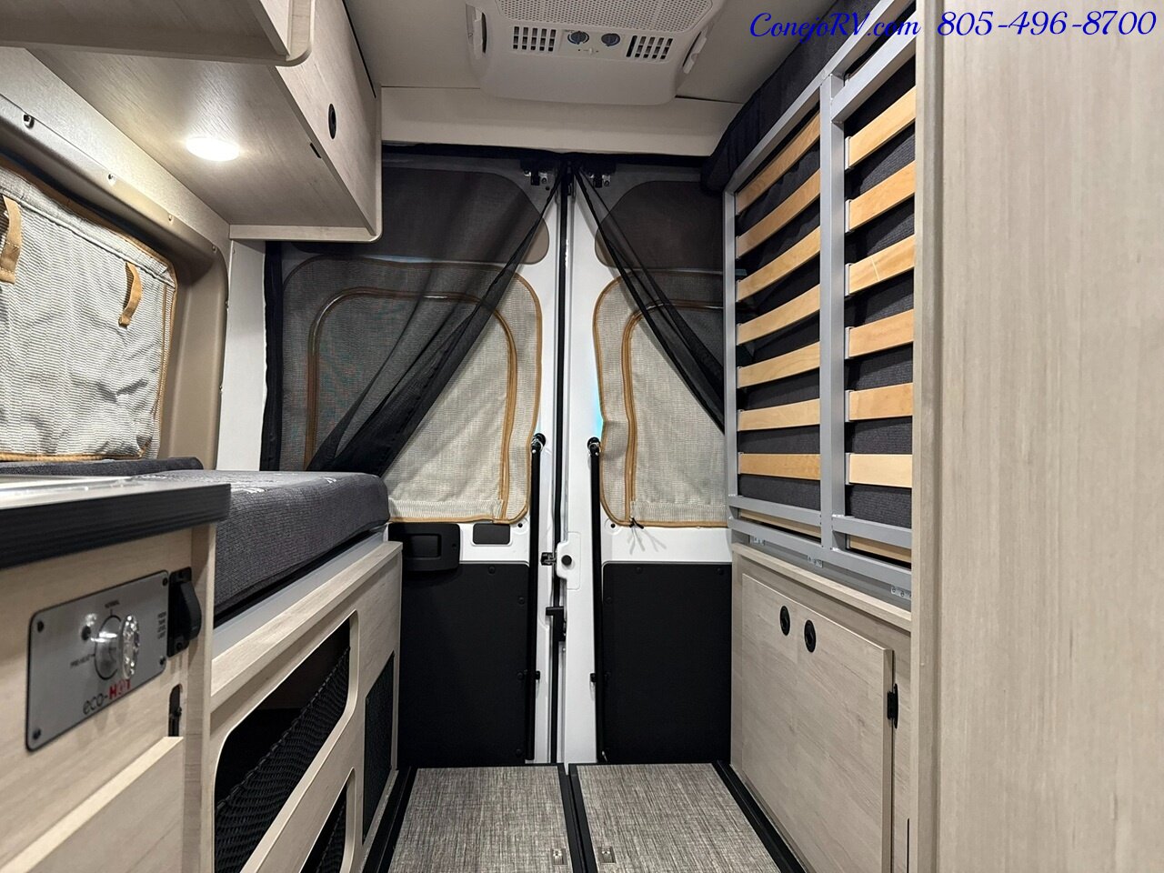 2027 Winnebago Solis 59P Pop Top Generator Full Galley Murphy Bed Roof AC - Photo 19 - Thousand Oaks, CA 91360