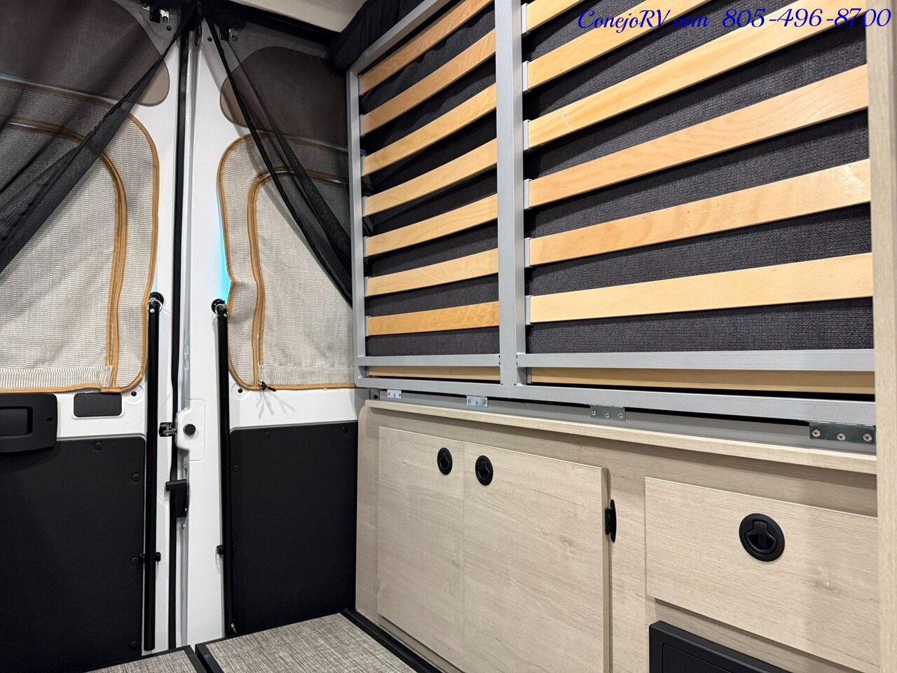 2027 Winnebago Solis 59P Pop Top Generator Full Galley Murphy Bed Roof AC - Photo 20 - Thousand Oaks, CA 91360