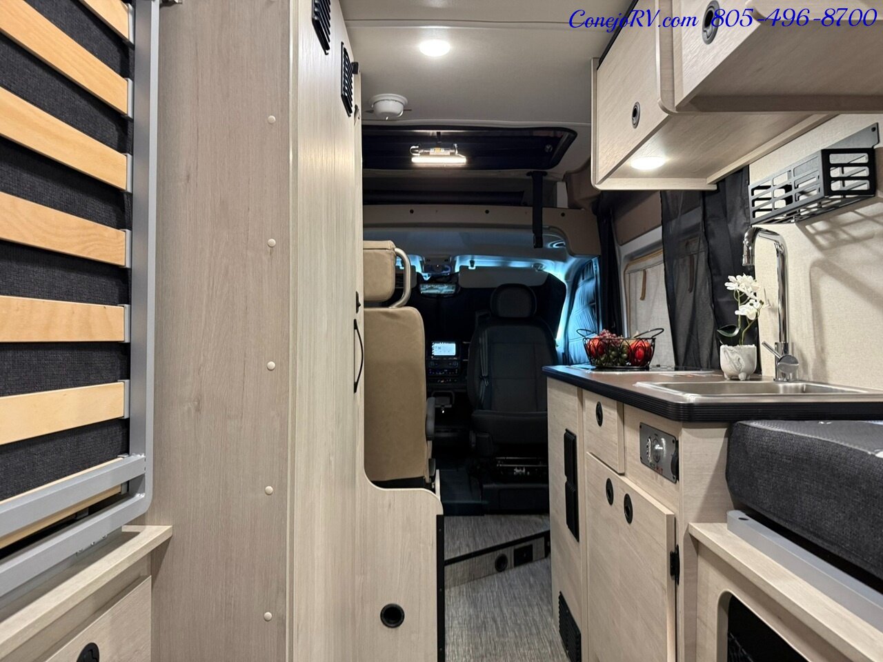 2027 Winnebago Solis 59P Pop Top Generator Full Galley Murphy Bed Roof AC - Photo 25 - Thousand Oaks, CA 91360