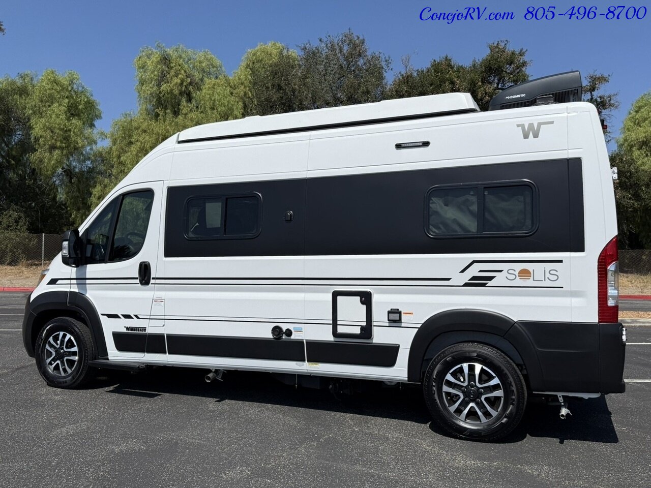 2027 Winnebago Solis 59P Pop Top Generator Full Galley Murphy Bed Roof AC - Photo 2 - Thousand Oaks, CA 91360