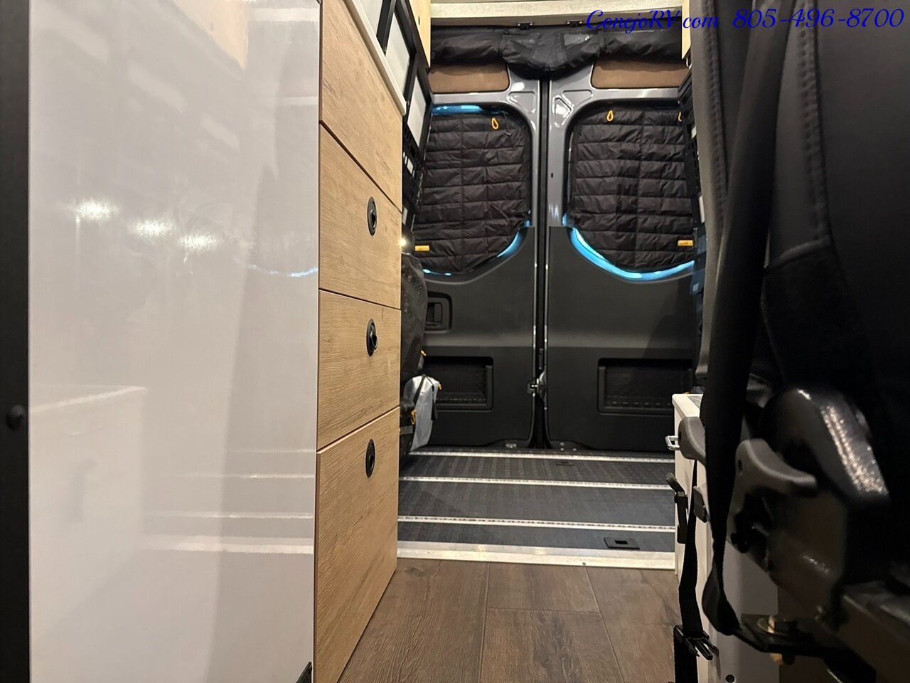 2027 Storyteller Overland Beast Mode OG AWD 16.8kWh Lithonics Lithium System - Photo 14 - Thousand Oaks, CA 91360