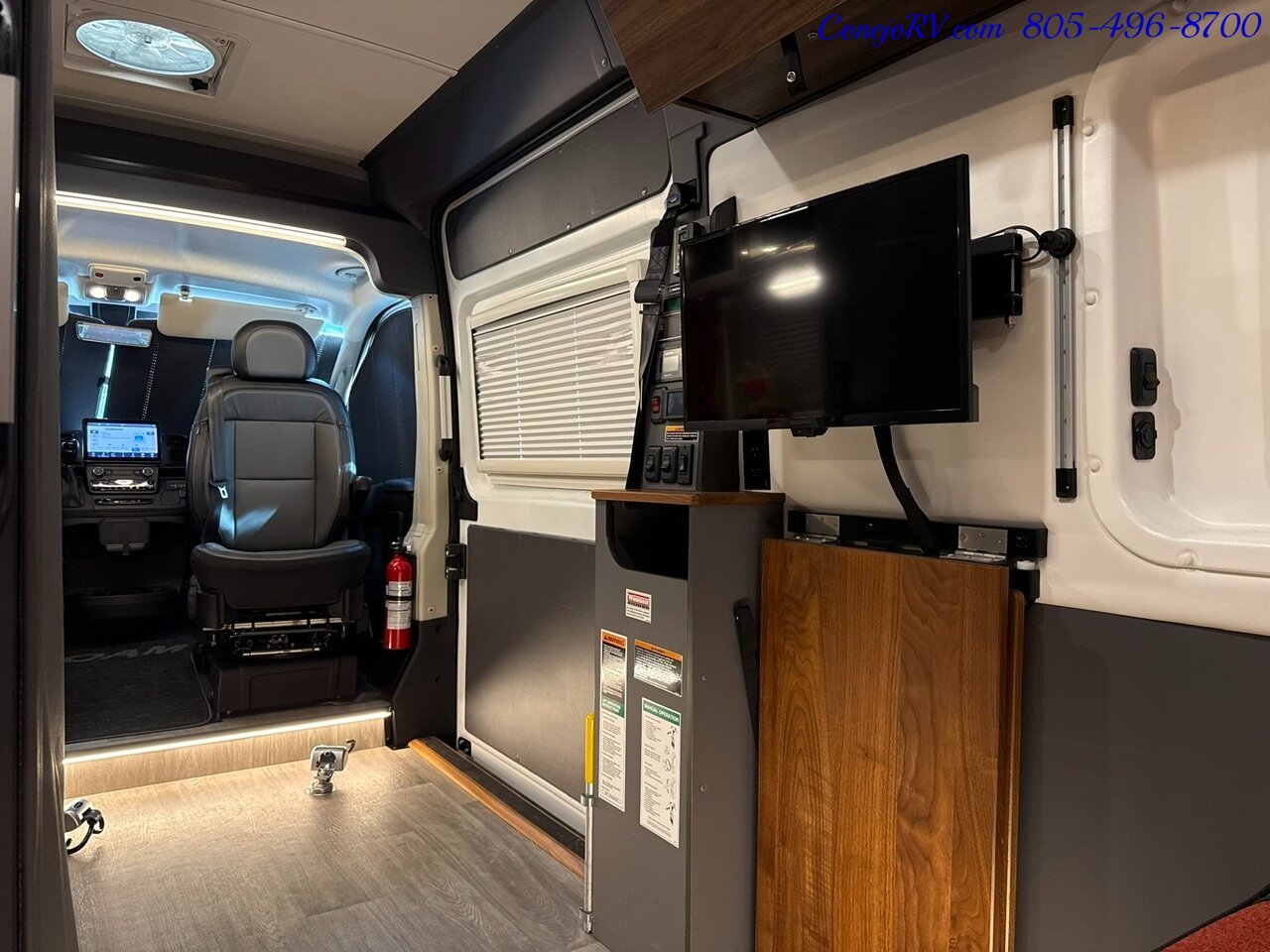 2023 Winnebago Roam 59RA Accessibility Power Lift Power Lounge Full Galley Custom Black Alloy Wheels - Photo 30 - Thousand Oaks, CA 91360