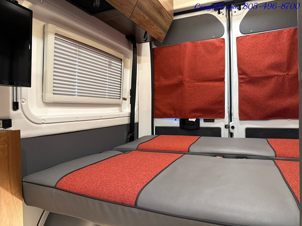 2023 Winnebago Roam 59RA Accessibility Power Lift Power Lounge Full Galley Custom Black Alloy Wheels - Photo 28 - Thousand Oaks, CA 91360