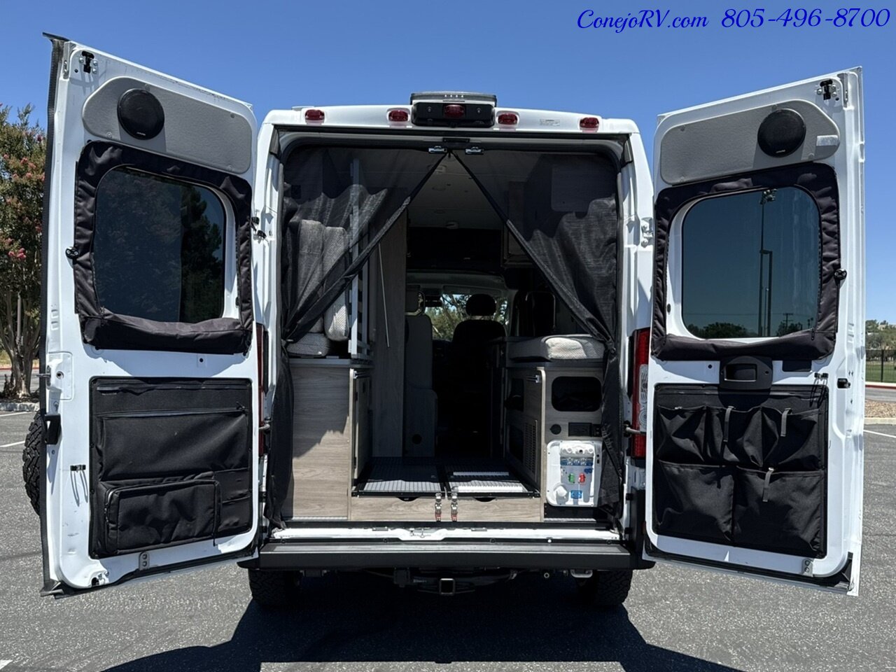 2021 Winnebago Solis 59P Murphy Bed Full Galley 68K Miles   - Photo 43 - Thousand Oaks, CA 91360