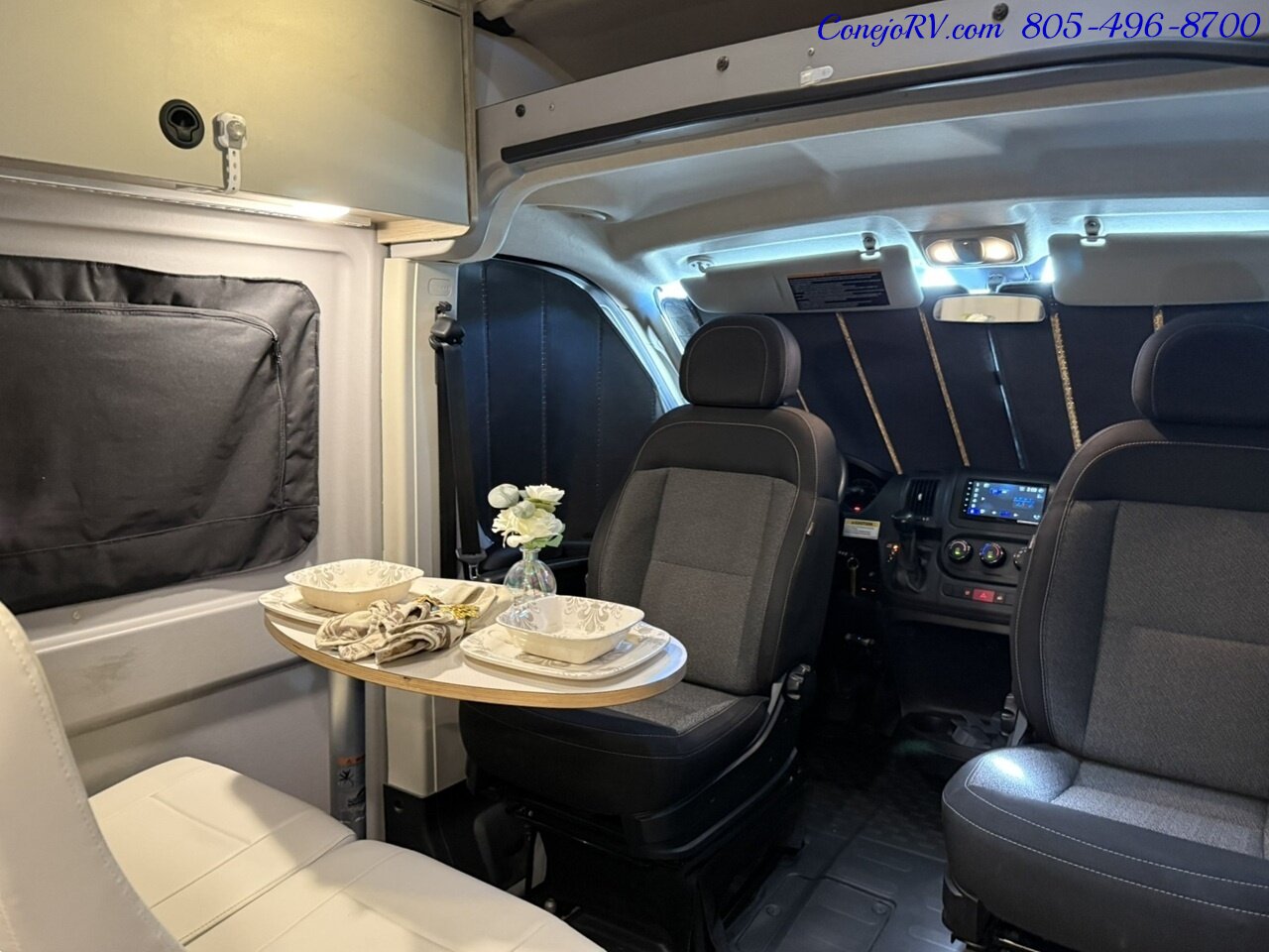 2021 Winnebago Solis 59P Murphy Bed Full Galley 68K Miles   - Photo 27 - Thousand Oaks, CA 91360