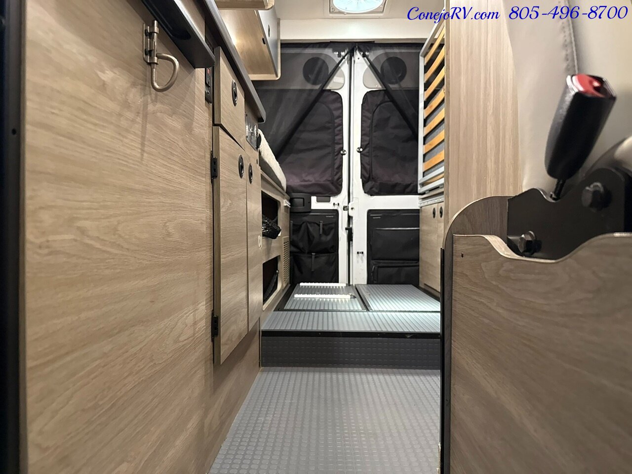 2021 Winnebago Solis 59P Murphy Bed Full Galley 68K Miles   - Photo 13 - Thousand Oaks, CA 91360