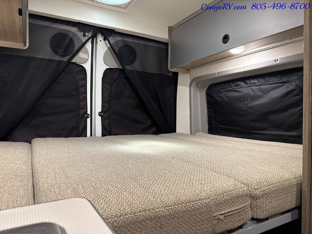 2021 Winnebago Solis 59P Murphy Bed Full Galley 68K Miles   - Photo 19 - Thousand Oaks, CA 91360