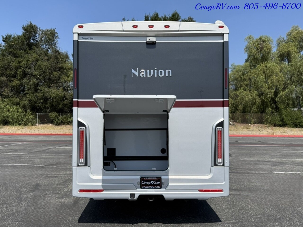 2026 Winnebago Navion 24R Single Slide Mercedes Turbo Diesel Full Body Paint - Photo 52 - Thousand Oaks, CA 91360
