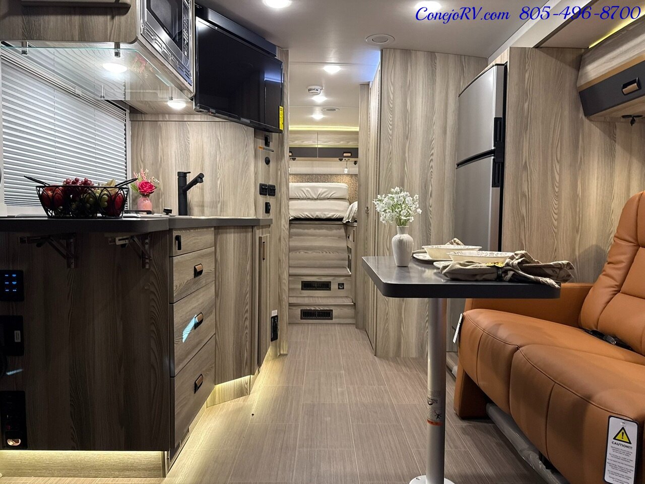 2026 Winnebago Navion 24R Single Slide Mercedes Turbo Diesel Full Body Paint - Photo 5 - Thousand Oaks, CA 91360