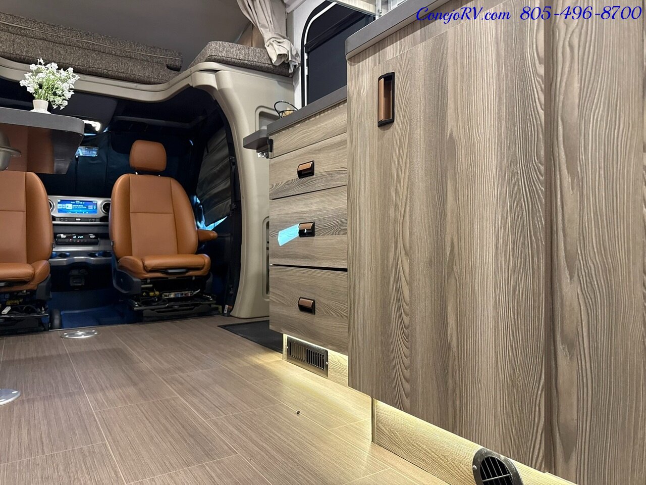2026 Winnebago Navion 24R Single Slide Mercedes Turbo Diesel Full Body Paint - Photo 18 - Thousand Oaks, CA 91360