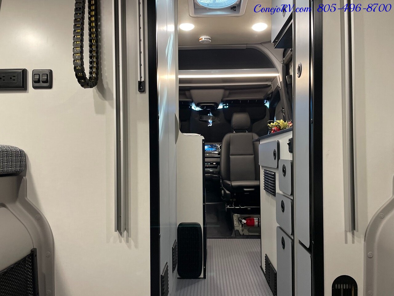 2024 Winnebago Revel 44E 4X4 Sprinter Mercedes Turbo Diesel, 320 AH Lithium   - Photo 29 - Thousand Oaks, CA 91360