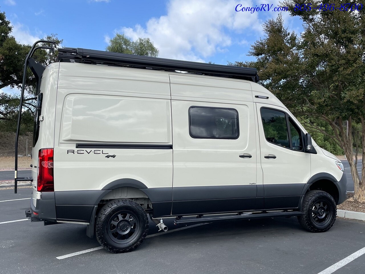 2024 Winnebago Revel 44E 4X4 Sprinter Mercedes Turbo Diesel, 320 AH Lithium   - Photo 4 - Thousand Oaks, CA 91360