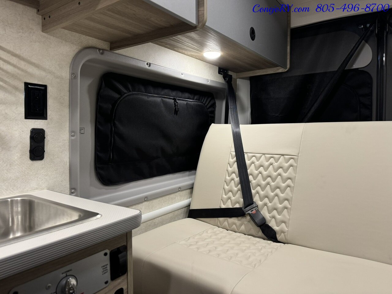 2025 Winnebago Solis 59P Pop Top Full Galley Convertible Couch Roof AC   - Photo 20 - Thousand Oaks, CA 91360