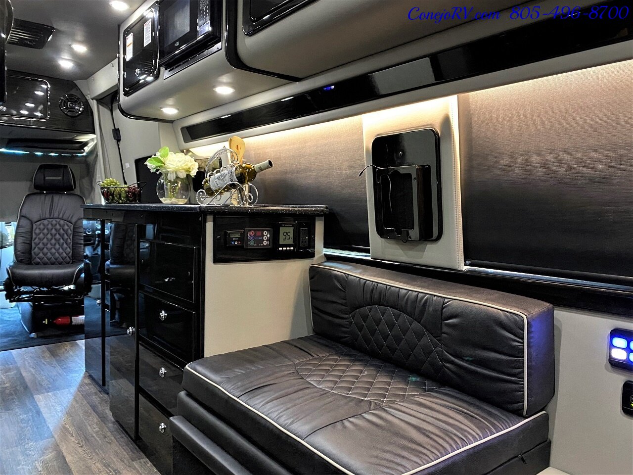 2018 Chinook Countryside MB2 Mercedes Turbo Diesel Power Rear Lounge 5K Miles   - Photo 27 - Thousand Oaks, CA 91360