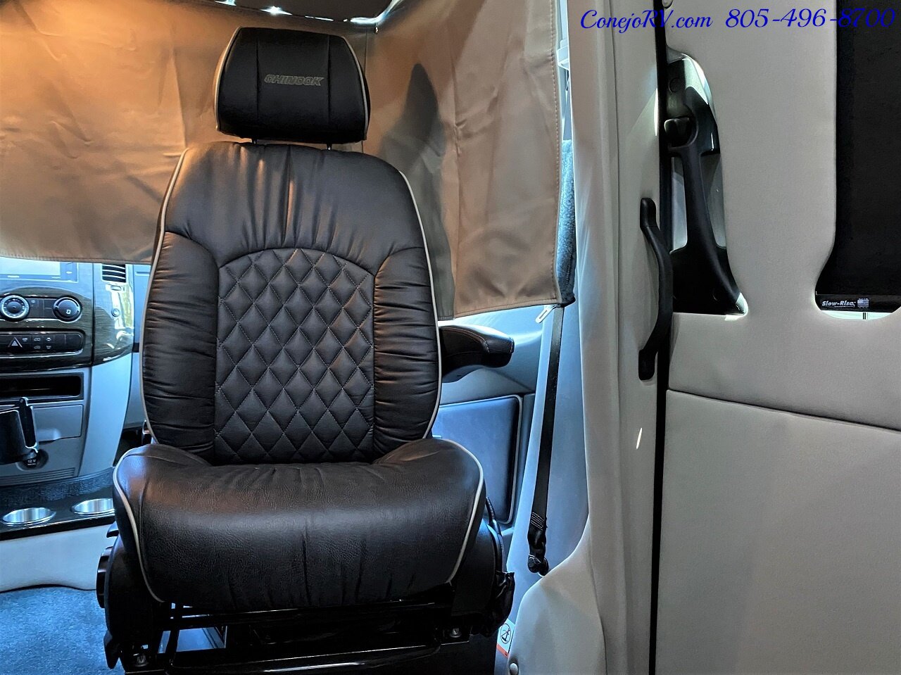 2018 Chinook Countryside MB2 Mercedes Turbo Diesel Power Rear Lounge 5K Miles   - Photo 15 - Thousand Oaks, CA 91360