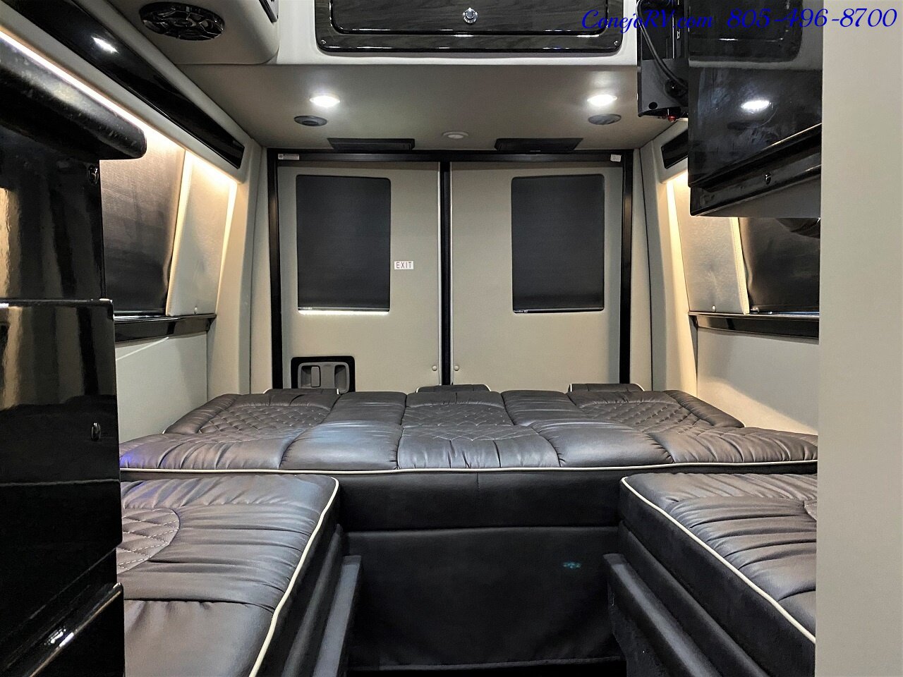 2018 Chinook Countryside MB2 Mercedes Turbo Diesel Power Rear Lounge 5K Miles   - Photo 22 - Thousand Oaks, CA 91360