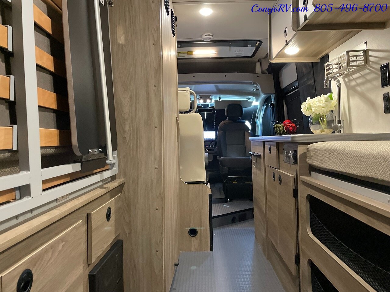 2023 WINNEBAGO Solis 59PX Murphy Bed Pop Top Full Galley New Chassis   - Photo 29 - Thousand Oaks, CA 91360