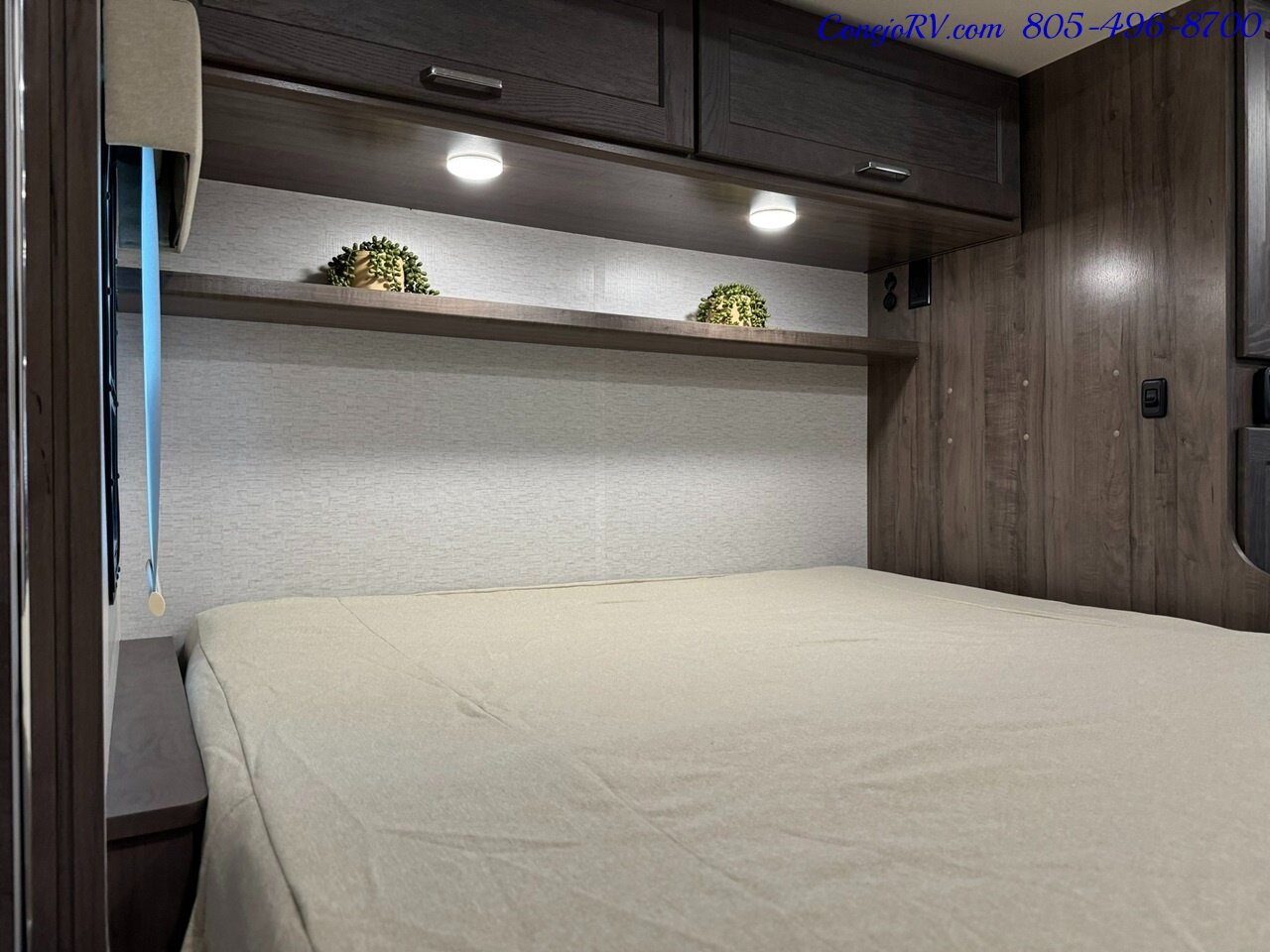 2025 Winnebago Porto 24P Full Wall Slide-Out Mercedes Turbo Diesel Full  Body Paint - Photo 23 - Thousand Oaks, CA 91360