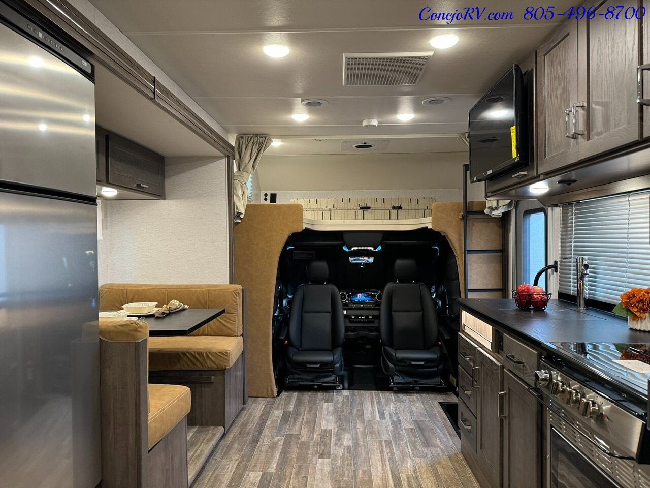 2025 Winnebago Porto 24P Full Wall Slide-Out Mercedes Turbo Diesel Full  Body Paint - Photo 28 - Thousand Oaks, CA 91360