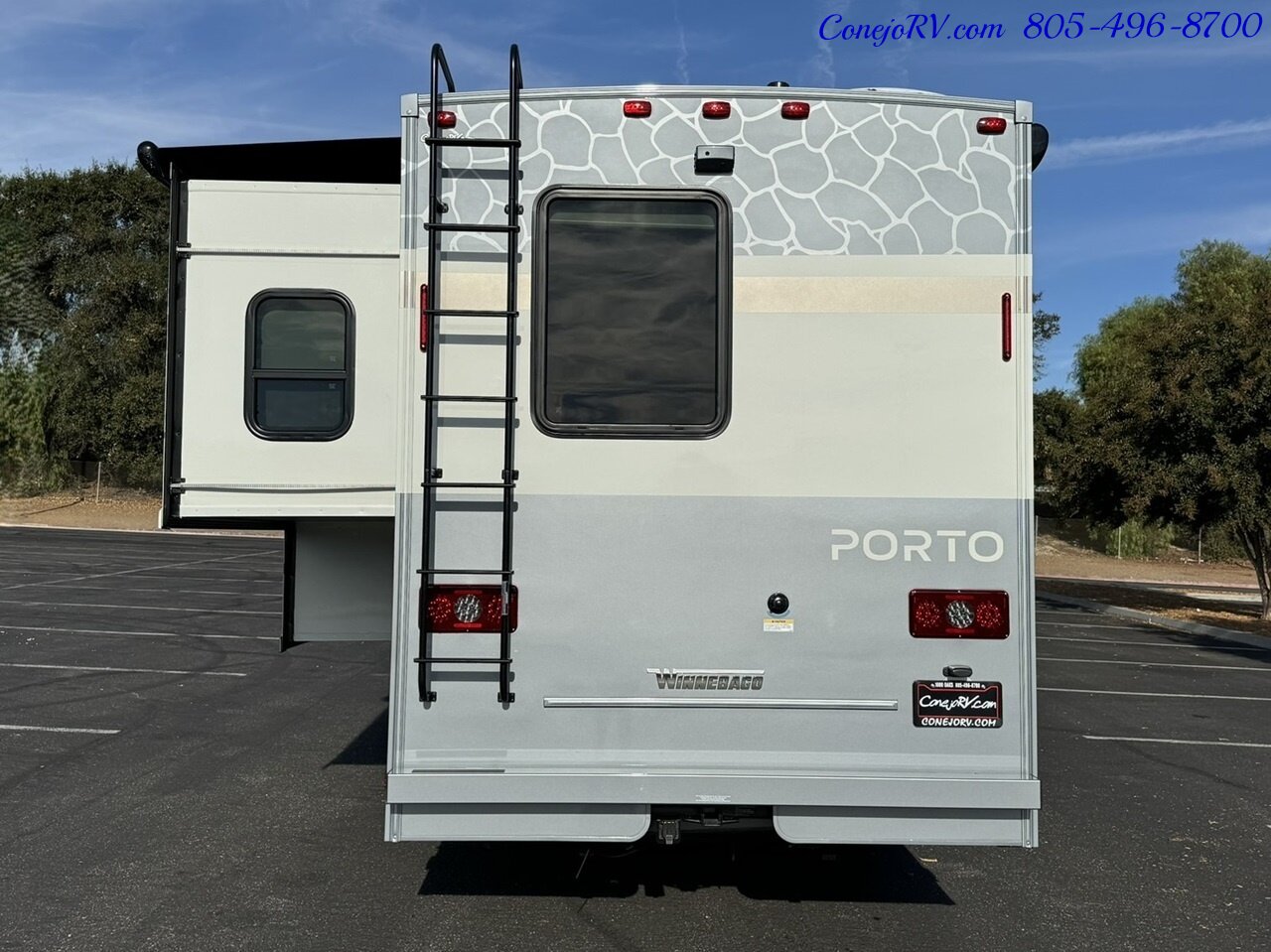 2025 Winnebago Porto 24P Full Wall Slide-Out Mercedes Turbo Diesel Full  Body Paint - Photo 45 - Thousand Oaks, CA 91360