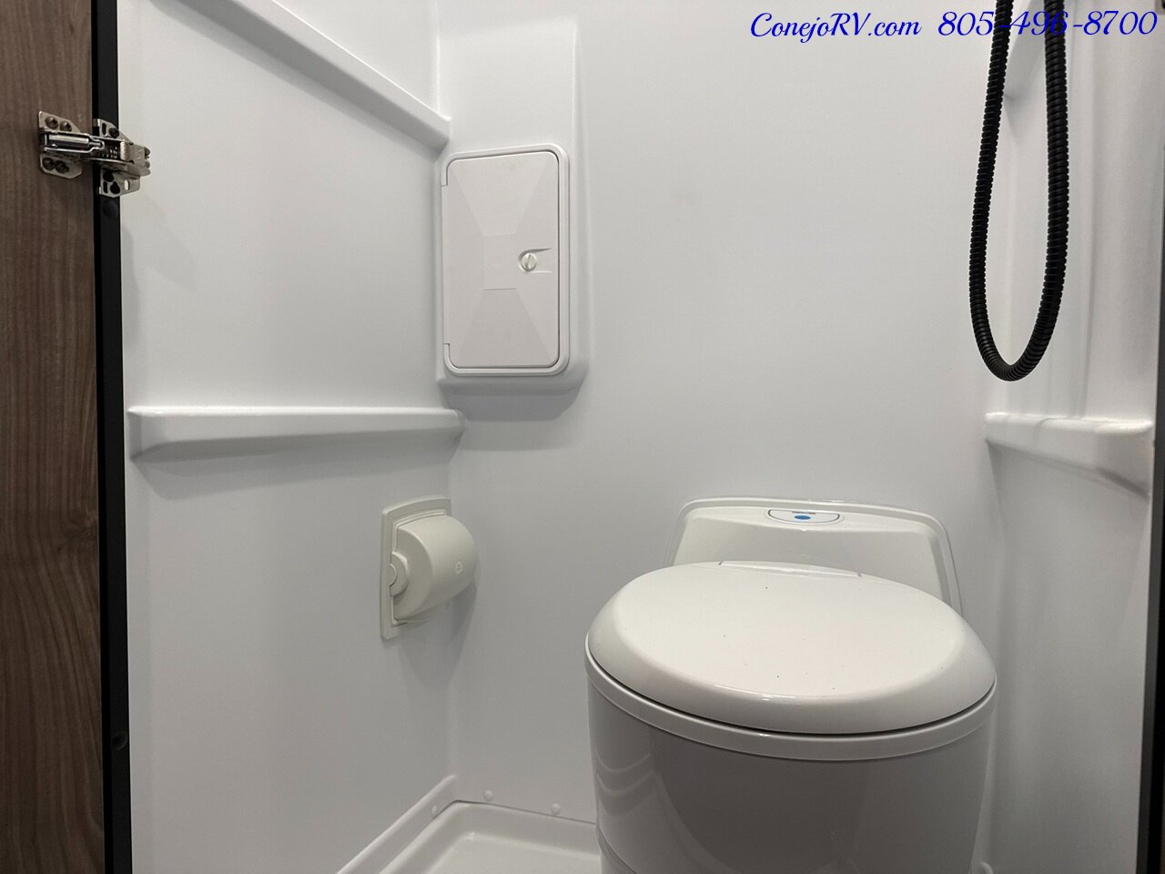 2026 Tiffin GH1 AWD Sprinter Mercedes Turbo Diesel 540AH Battle  Born Lithium Ion Kit - Photo 18 - Thousand Oaks, CA 91360