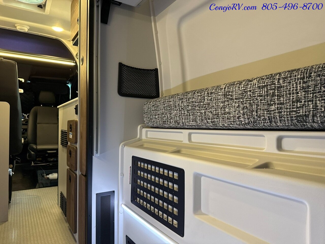 2026 Tiffin GH1 AWD Sprinter Mercedes Turbo Diesel 540AH Battle  Born Lithium Ion Kit - Photo 29 - Thousand Oaks, CA 91360