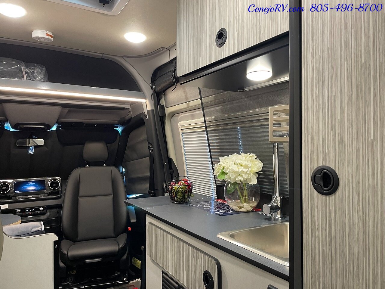 2024 Winnebago Revel 44E 4X4 Sprinter Mercedes Turbo Diesel, 320 AH Lithium   - Photo 32 - Thousand Oaks, CA 91360