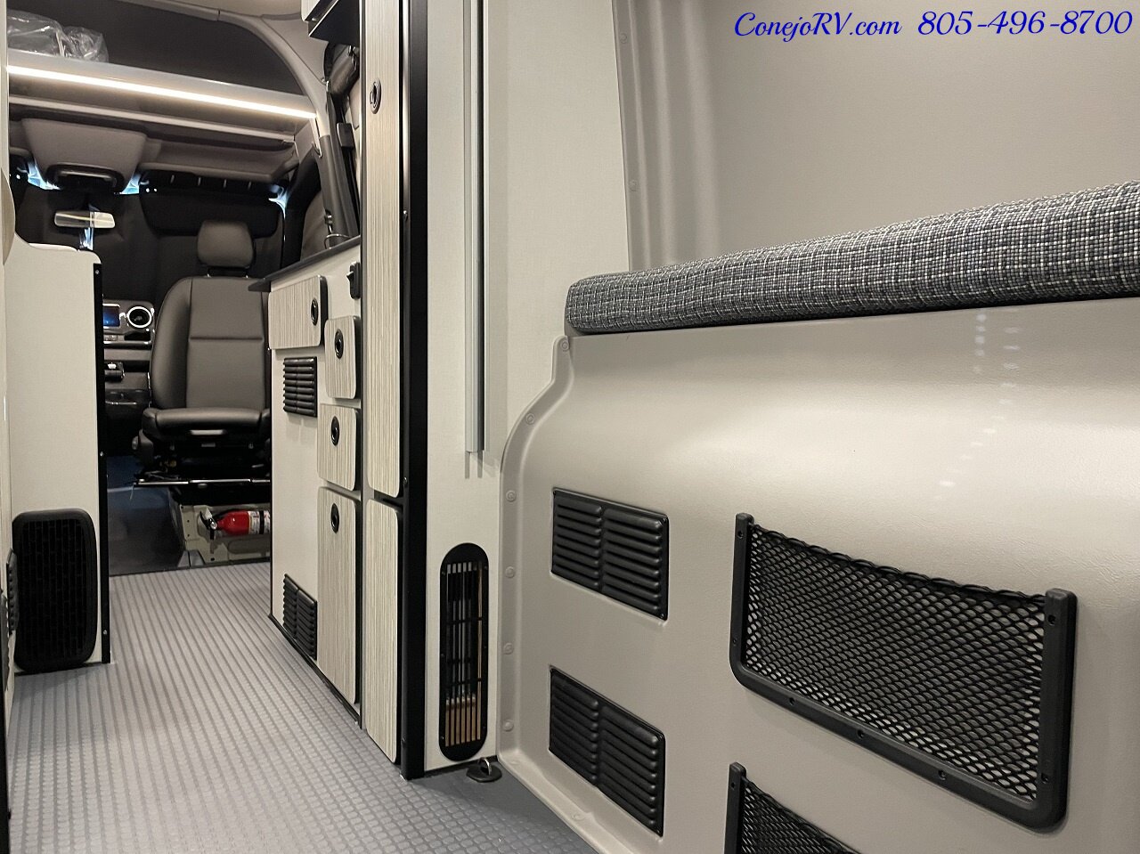 2024 Winnebago Revel 44E 4X4 Sprinter Mercedes Turbo Diesel, 320 AH Lithium   - Photo 30 - Thousand Oaks, CA 91360