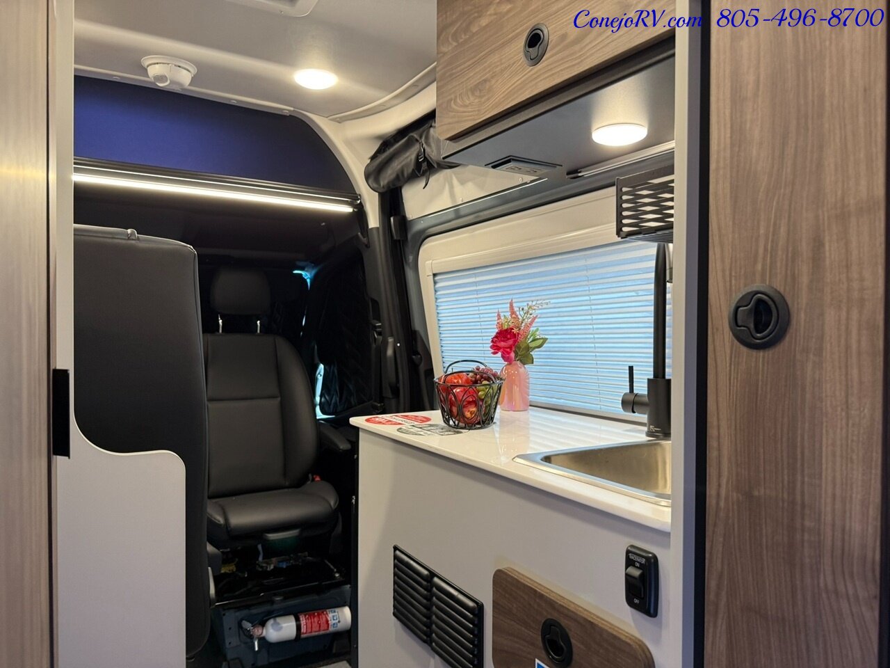 2026 Tiffin GH1 AWD Sprinter Mercedes Turbo Diesel 540AH Battle  Born Lithium Ion Kit - Photo 32 - Thousand Oaks, CA 91360