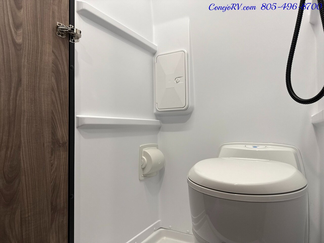 2026 Tiffin GH1 AWD Sprinter Mercedes Turbo Diesel 540AH Battle  Born Lithium Ion Kit - Photo 19 - Thousand Oaks, CA 91360