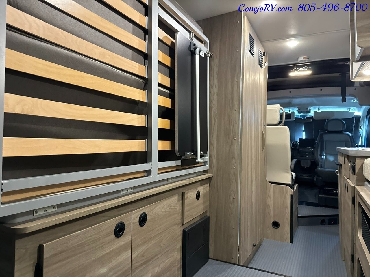 2025 Winnebago Solis 59PX Murphy Bed Pop Top Full Galley   - Photo 26 - Thousand Oaks, CA 91360