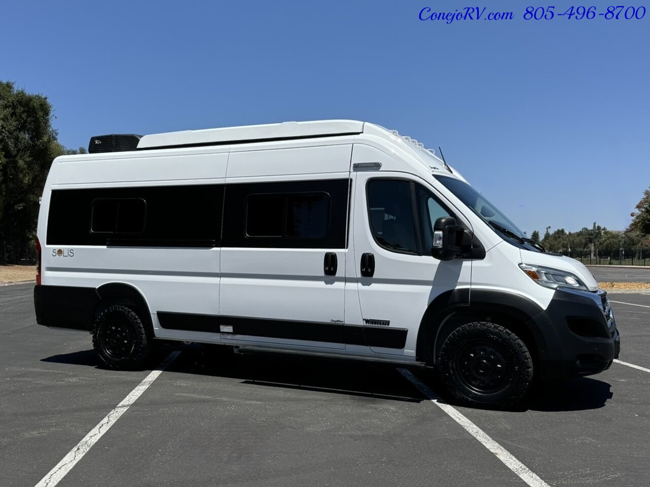 2025 Winnebago Solis 59PX Murphy Bed Pop Top Full Galley   - Photo 3 - Thousand Oaks, CA 91360